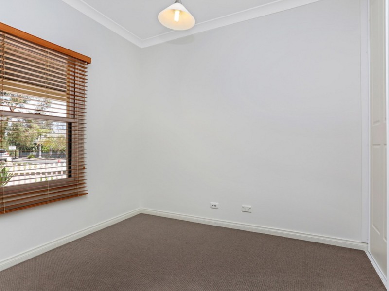 2 Elder Circuit, Mawson Lakes SA 5095