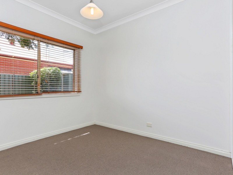 2 Elder Circuit, Mawson Lakes SA 5095