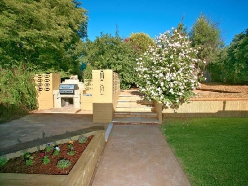 7 Rosewall Avenue, Gulfview Heights SA 5096