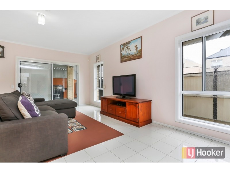 23 St Clair Avenue, Mawson Lakes SA 5095