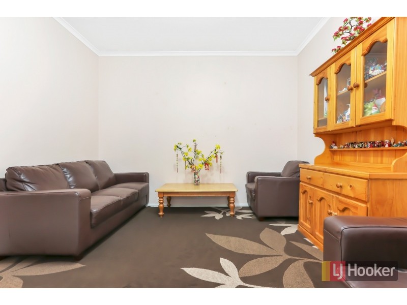 23 St Clair Avenue, Mawson Lakes SA 5095