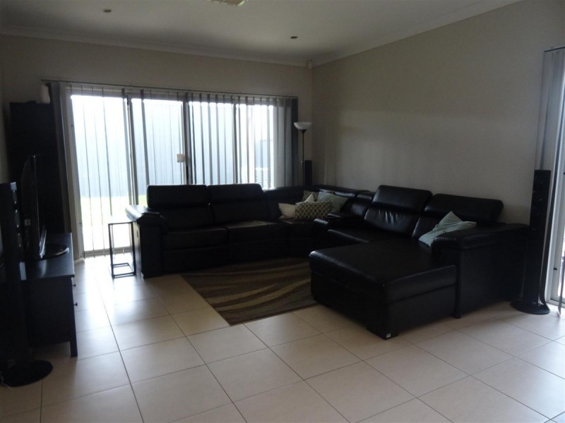 39 Bimini Crescent, Mawson Lakes SA 5095