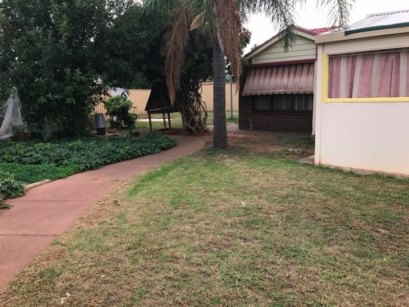 9 Hahn Court, Parafield Gardens SA 5107