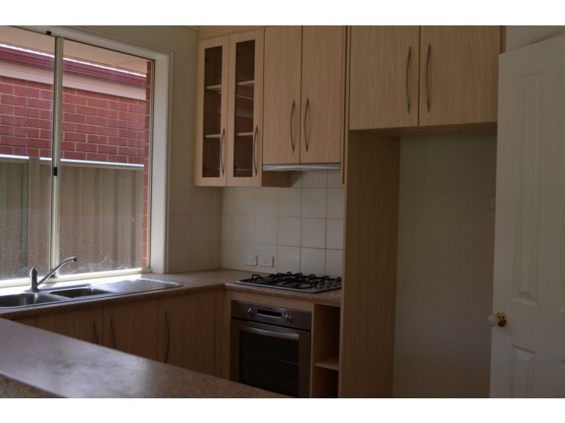 6 Juniper Place, Mawson Lakes SA 5095