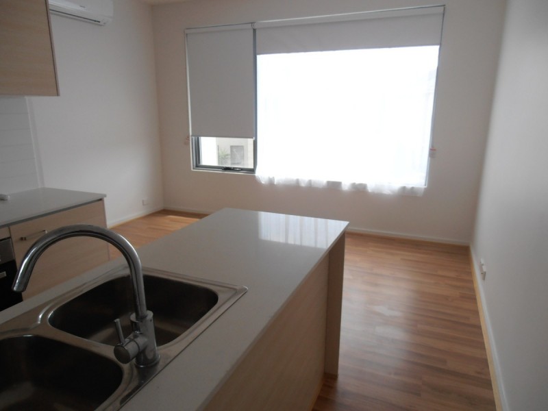 11/7-17 St Kitts Place, Mawson Lakes SA 5095