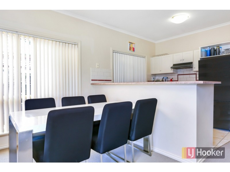 12 Blue Wren Circuit, Mawson Lakes SA 5095