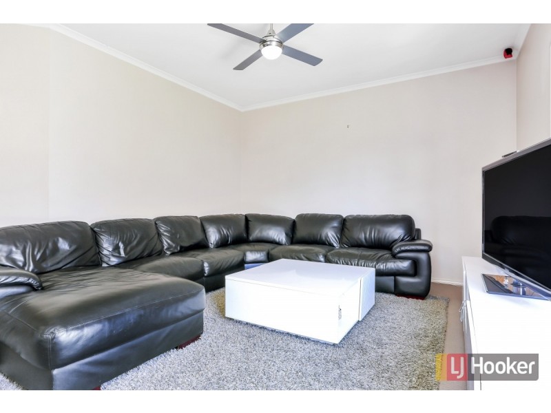 12 Blue Wren Circuit, Mawson Lakes SA 5095