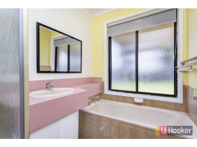 9 Hahn Court, Parafield Gardens SA 5107