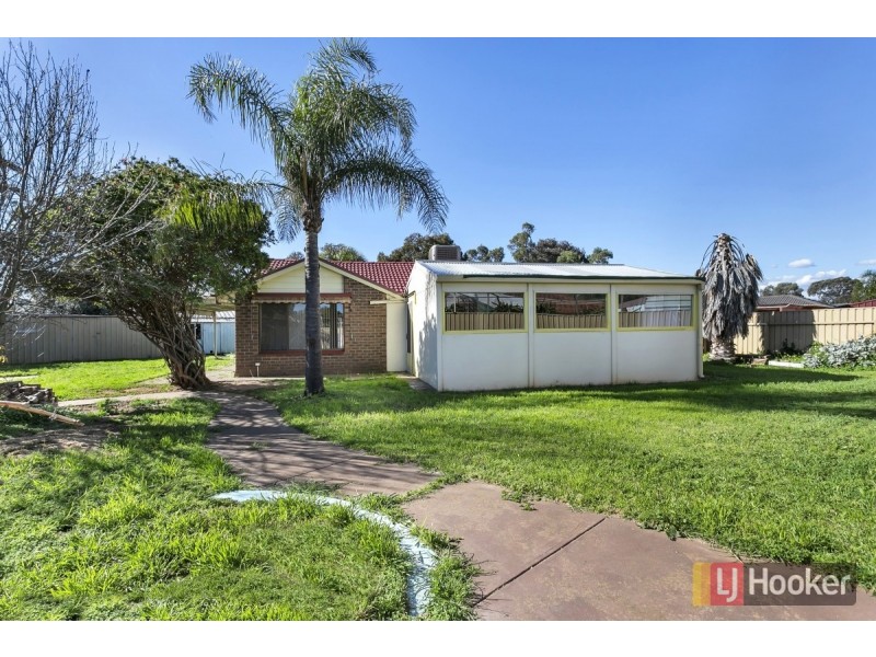 9 Hahn Court, Parafield Gardens SA 5107