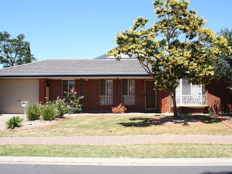 17 Oakdene Court, Paralowie SA 5108