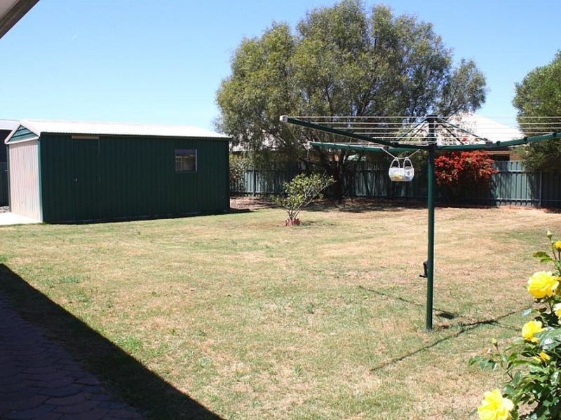 17 Oakdene Court, Paralowie SA 5108
