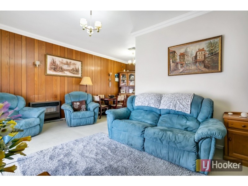 22 Winklebury Road, Elizabeth Vale SA 5112