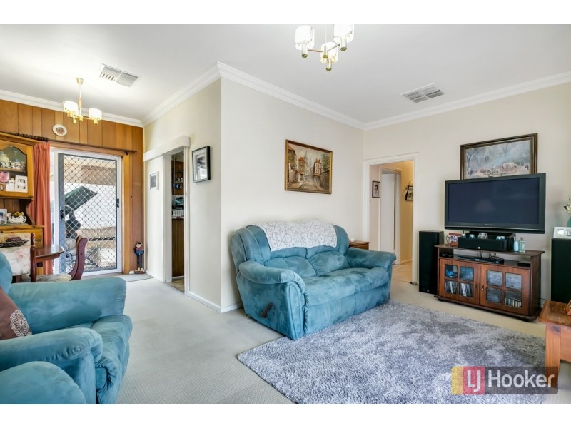 22 Winklebury Road, Elizabeth Vale SA 5112