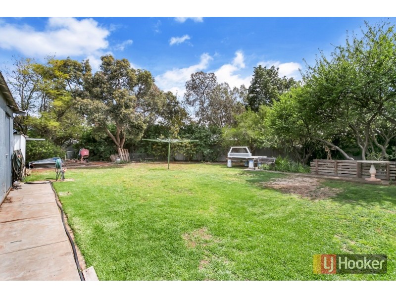 22 Winklebury Road, Elizabeth Vale SA 5112