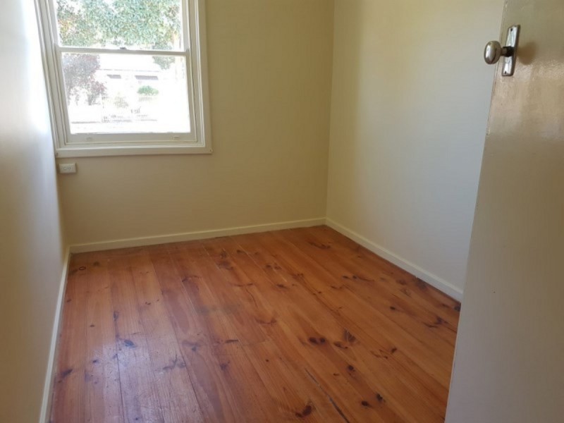 10 Whitford Road, Elizabeth South SA 5112