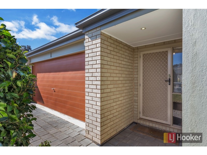 5 Golden Circuit, Parafield Gardens SA 5107