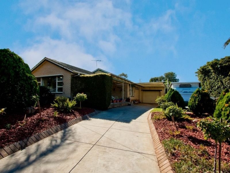 32 Balkara Road, Para Hills West SA 5096