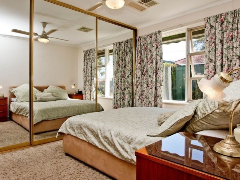 32 Balkara Road, Para Hills West SA 5096