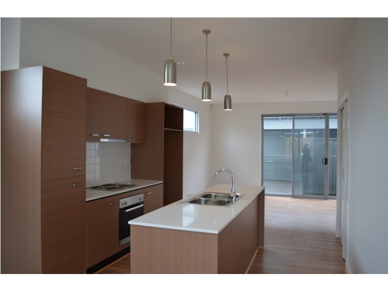 7/7-17 St Kitts Place, Mawson Lakes SA 5095