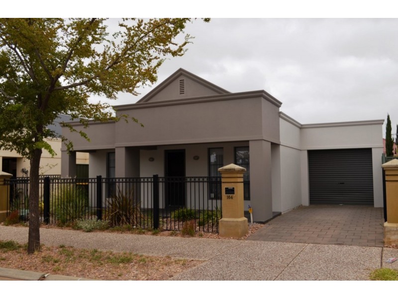 164 Sanctuary Drive, Mawson Lakes SA 5095