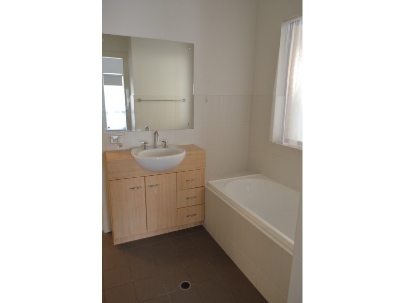 164 Sanctuary Drive, Mawson Lakes SA 5095