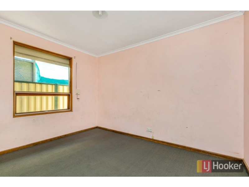 11 Middle Avenue, Paralowie SA 5108