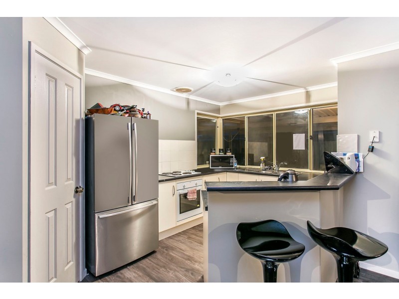 27 Barnet Road, Evanston SA 5116