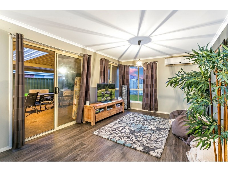 27 Barnet Road, Evanston SA 5116