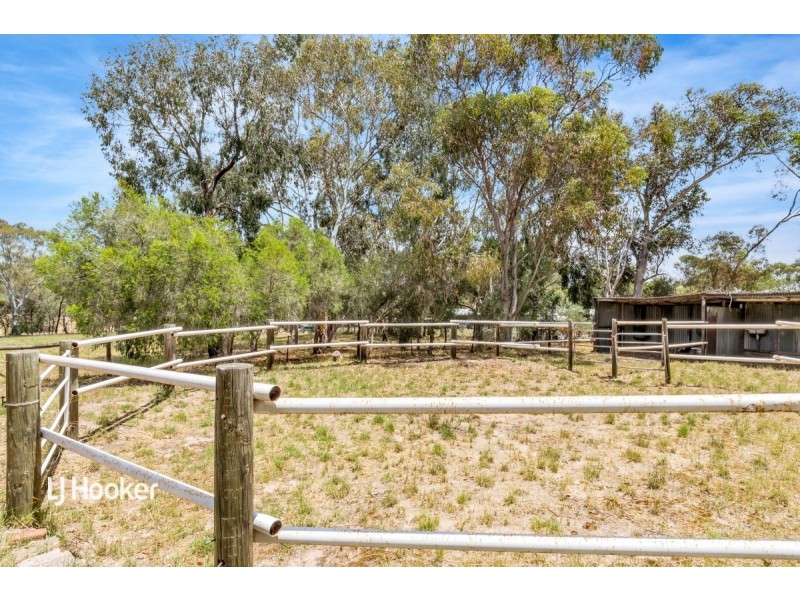 312 Williamstown Road, Cockatoo Valley SA 5351