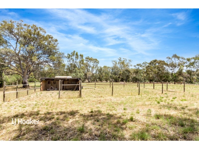 312 Williamstown Road, Cockatoo Valley SA 5351