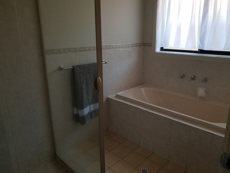 9 Wattlebird Drive, Burton SA 5110