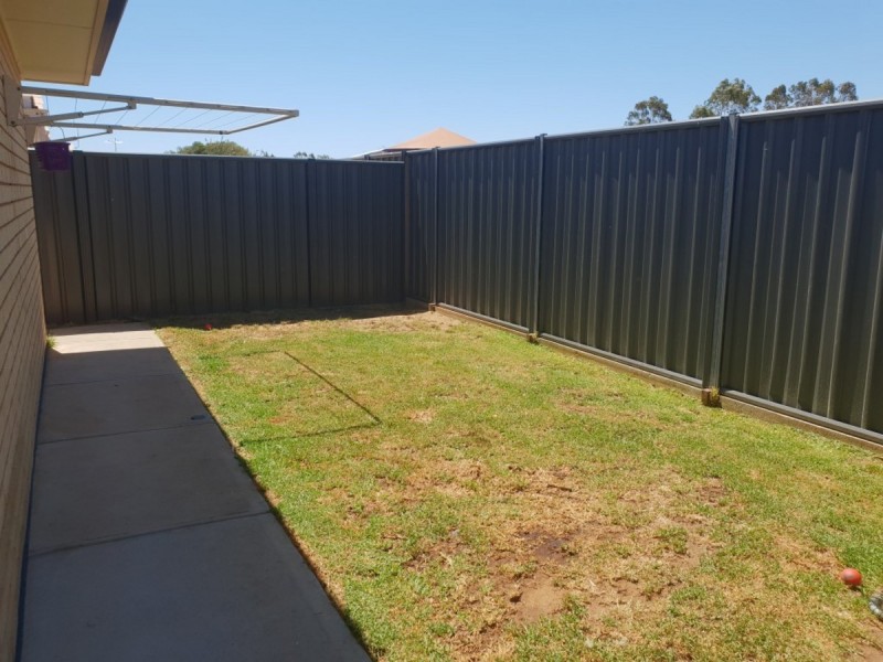 9 Wattlebird Drive, Burton SA 5110