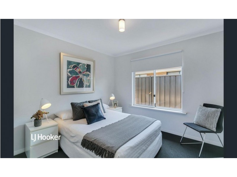 33 Coonawarra Avenue, Andrews Farm SA 5114