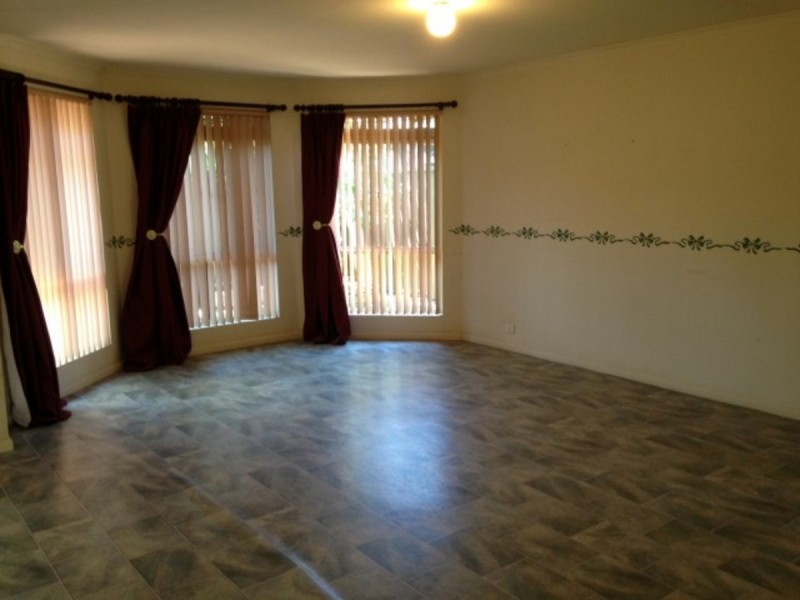 25 Casanor Crescent, Paralowie SA 5108