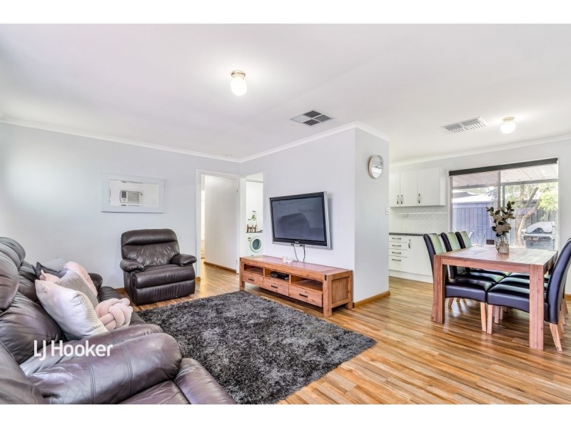 8 Rustic Grove, Andrews Farm SA 5114