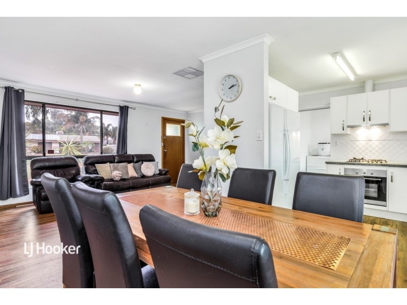 8 Rustic Grove, Andrews Farm SA 5114