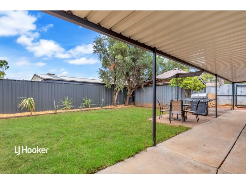 8 Rustic Grove, Andrews Farm SA 5114
