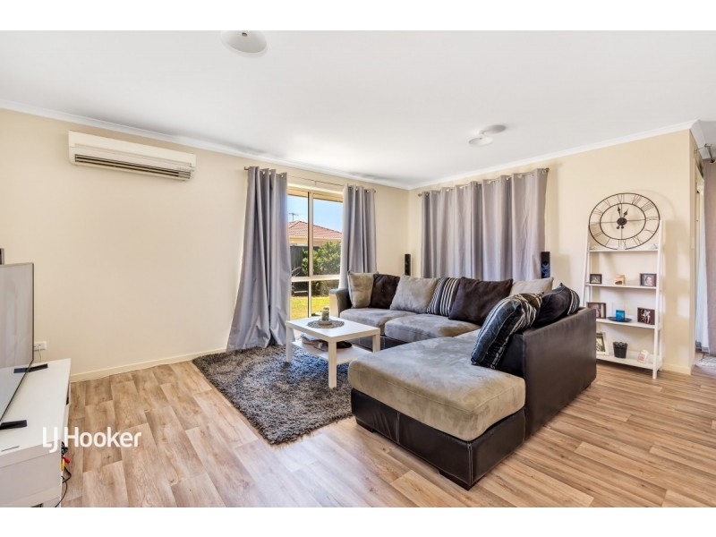 79 Lakeside Drive, Andrews Farm SA 5114