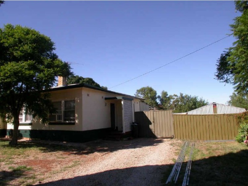 8 Dayman Street, Elizabeth Park SA 5113