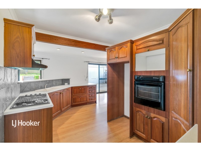 9 Abelia Avenue, Para Vista SA 5093