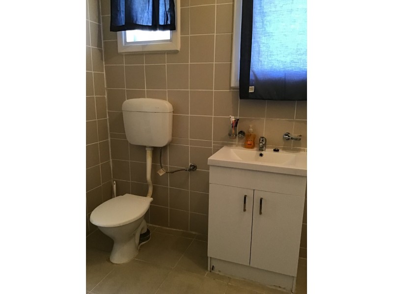 27 Whitford Road, Elizabeth South SA 5112