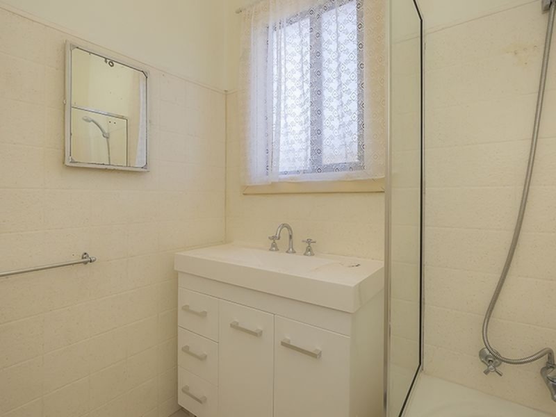 2 Dewey Street, Elizabeth East SA 5112