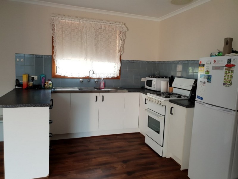 16 Jane Crescent, Salisbury SA 5108