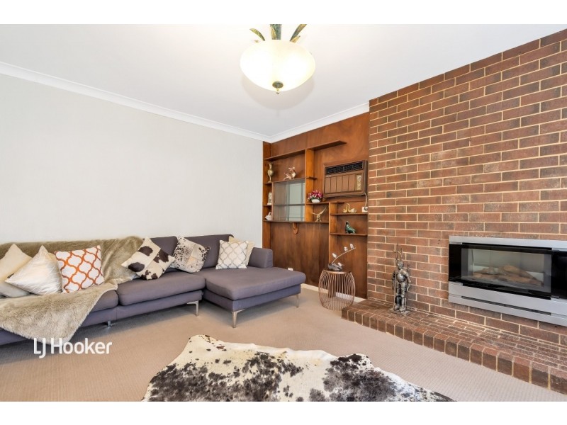 9 Collins Street, Elizabeth Downs SA 5113