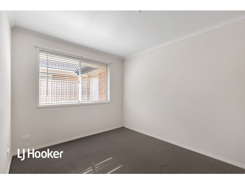 8 Berno Court, Parafield Gardens SA 5107