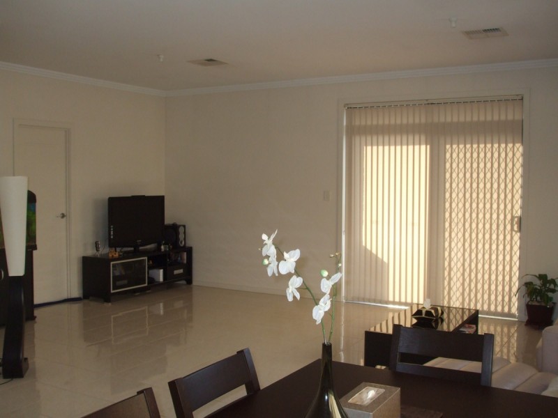 21 Mossman Street, Mawson Lakes SA 5095