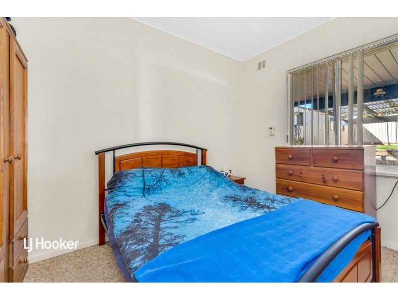 6 Sharon Drive, Para Hills SA 5096