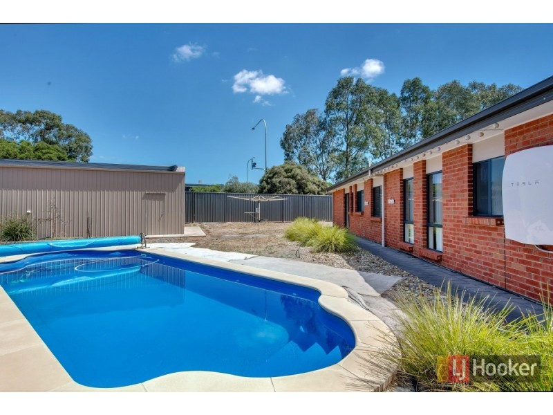 5 Pioneer Court, Salisbury Heights SA 5109