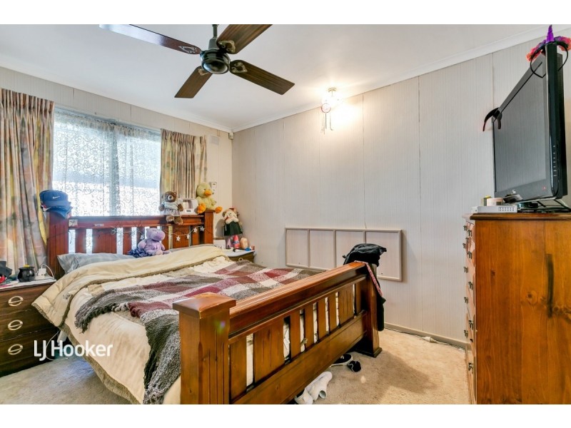 61 Collingbourne Drive, Elizabeth Vale SA 5112