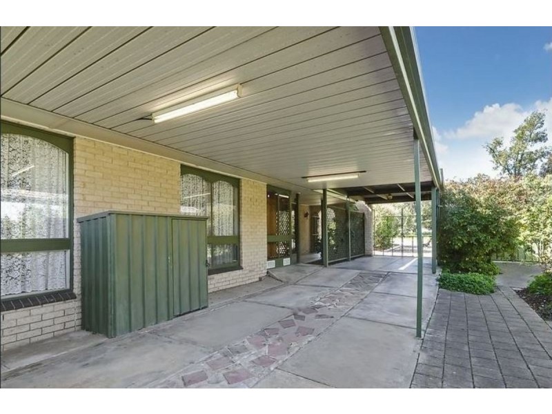 61 Collingbourne Drive, Elizabeth Vale SA 5112